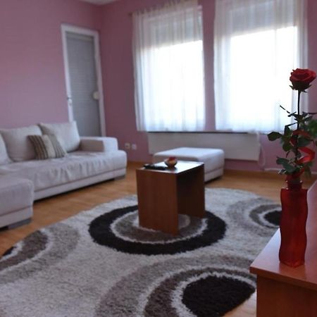 Promenada Apartmani 쿠르셰바츠 외부 사진