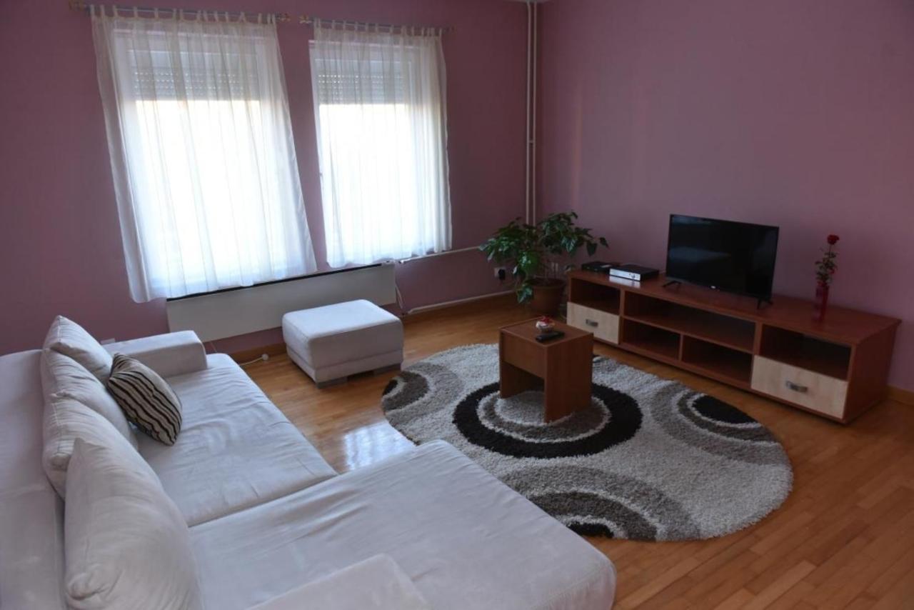 Promenada Apartmani 쿠르셰바츠 외부 사진