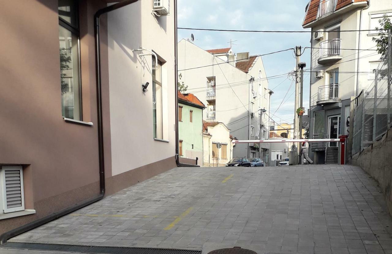 Promenada Apartmani 쿠르셰바츠 외부 사진